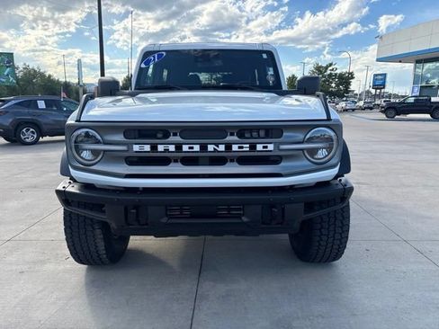 Used 2021 Ford Bronco Big Bend w/ Sasquatch Package AWD/4WD image 2