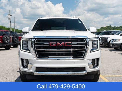 Used 2021 GMC Yukon SLT w/ SLT Premium Package AWD/4WD image 9