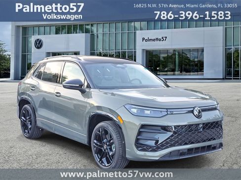 New 2026 Volkswagen Tiguan SE R-Line image 1