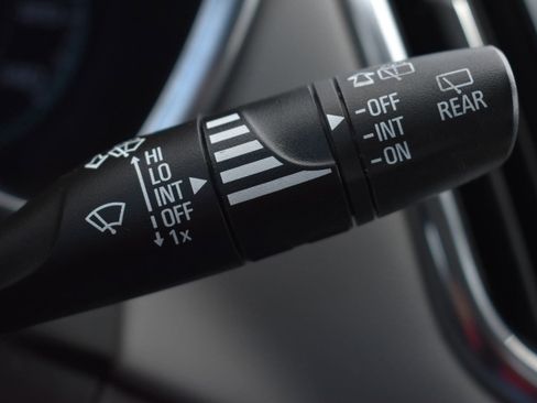 Used 2024 Chevrolet Equinox LS w/ Midnight Edition image 23