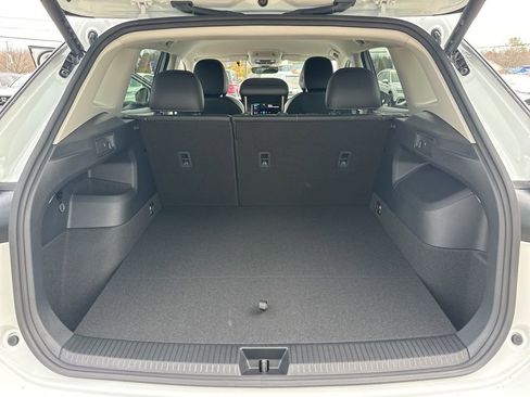 New 2026 Volkswagen Tiguan SE image 21