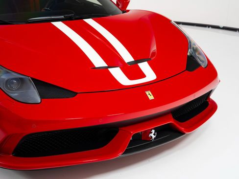 Used 2015 Ferrari 458 Speciale A image 71
