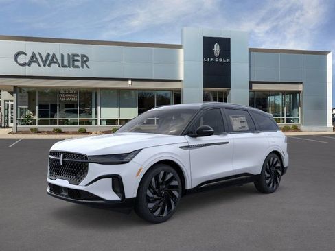 New 2026 Lincoln Nautilus Reserve image 1