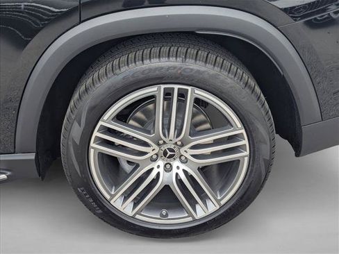 New 2026 Mercedes-Benz GLS 450 4MATIC image 9