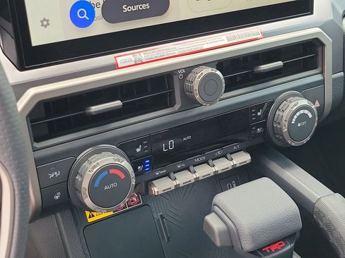 New 2026 Toyota 4Runner TRD Off-Road Premium AWD/4WD image 27