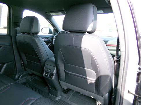New 2026 Chevrolet Equinox RS w/ Convenience Package III FWD image 14