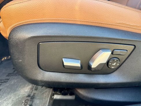 Used 2017 BMW 530i xDrive image 14