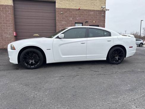 Used 2011 Dodge Charger R/T image 1