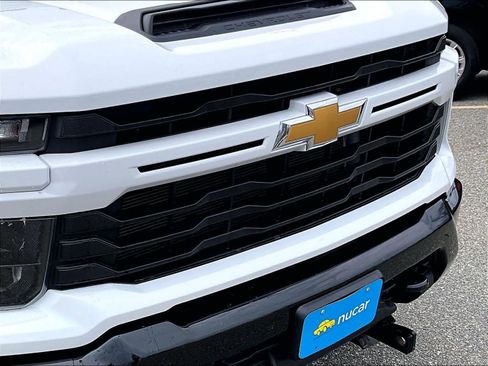 Used 2024 Chevrolet Silverado 2500 Custom w/ Custom Convenience Package image 29