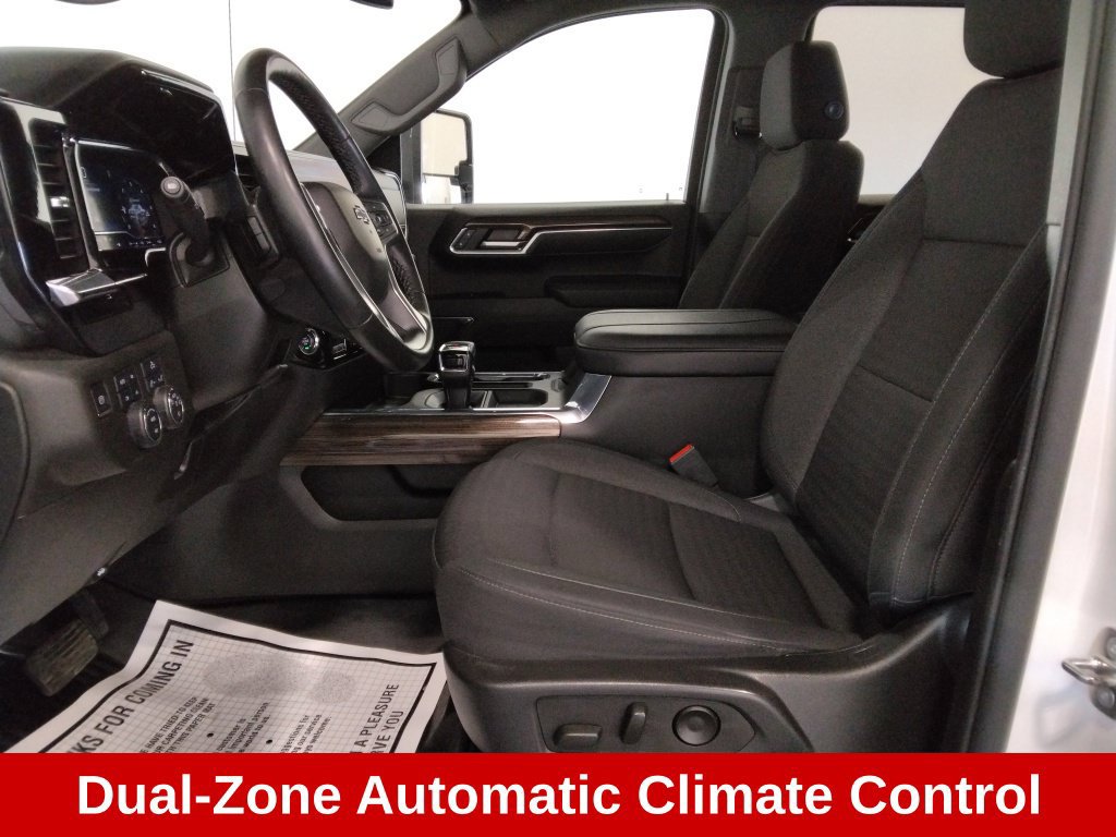 Used 2024 Chevrolet Silverado 1500 RST w/ Z71 Off-Road Package AWD/4WD image 30