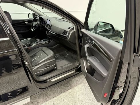 Used 2018 Audi Q5 2.0T Premium Plus w/ Premium Plus Package image 54