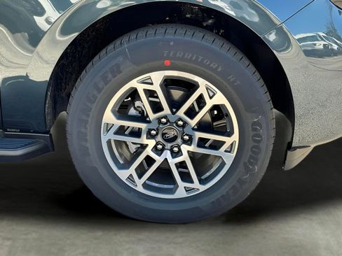 New 2025 Ford Expedition Max Active image 45