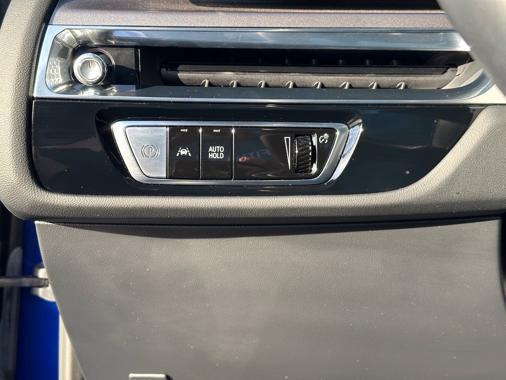 Certified 2024 Cadillac Lyriq Tech w/ Driver Assist Package AWD/4WD image 35