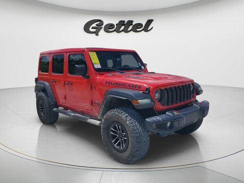 Used 2024 Jeep Wrangler Unlimited Rubicon w/ XTREMEE 35" Tire Package AWD/4WD image 3
