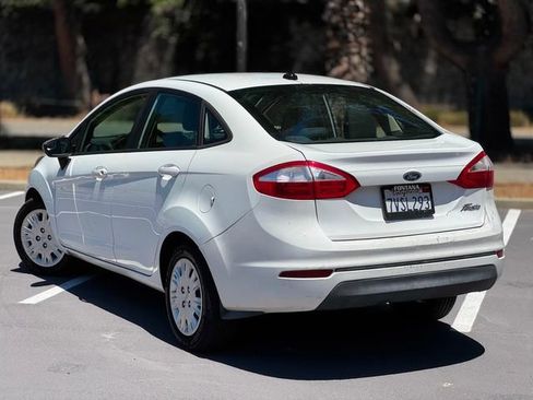 Used 2016 Ford Fiesta S FWD image 11