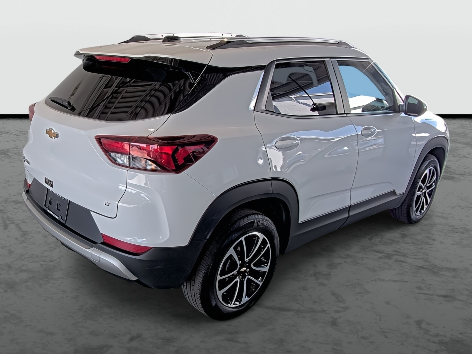 Used 2025 Chevrolet TrailBlazer LT AWD/4WD image 14