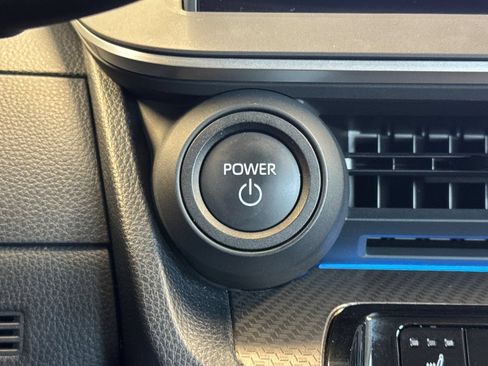 Certified 2024 Toyota Prius XLE FWD image 28