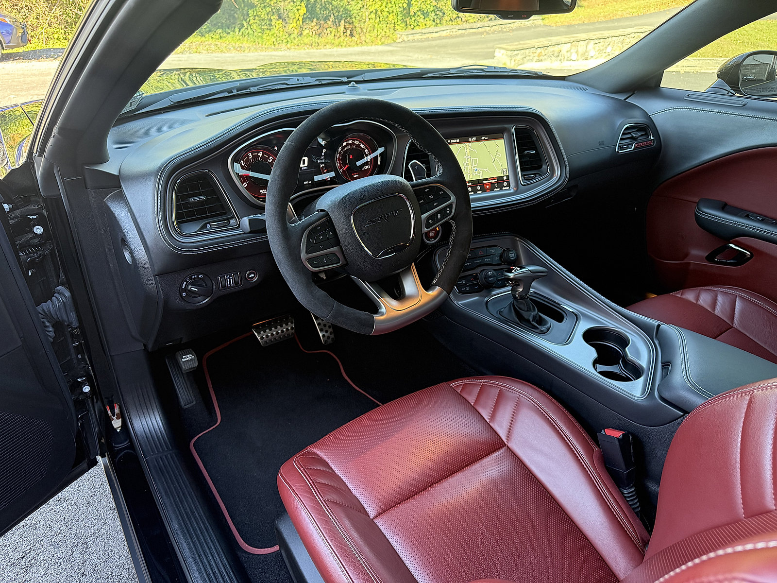 Used 2023 Dodge Challenger SRT Hellcat w/ Driver Convenience Group RWD image 12