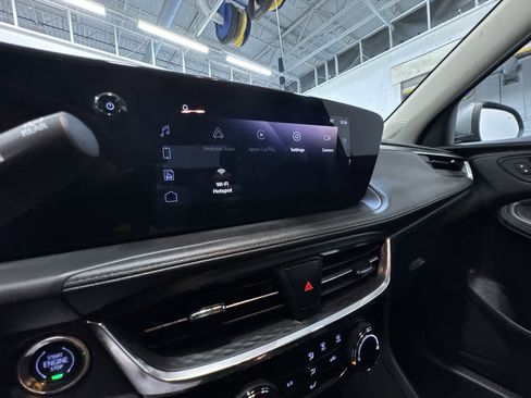 Used 2024 Buick Encore GX Sport Touring w/ Advanced Technology Package image 24