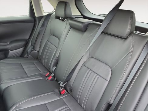 New 2026 Honda HR-V EX-L image 13