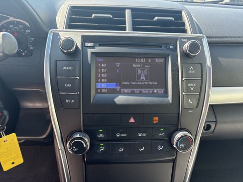Used 2016 Toyota Camry SE FWD image 24