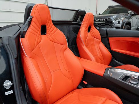 Used 2020 BMW Z4 M40i w/ Executive Package RWD image 24