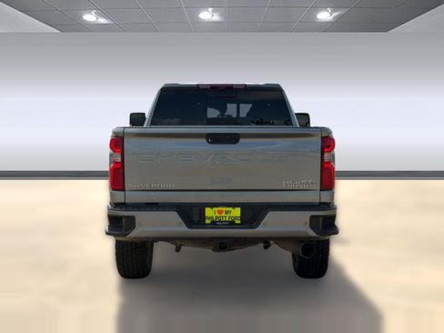 Used 2024 Chevrolet Silverado 2500 High Country w/ Technology Package AWD/4WD image 10