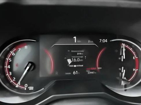 Used 2024 Toyota RAV4 XLE AWD/4WD image 12