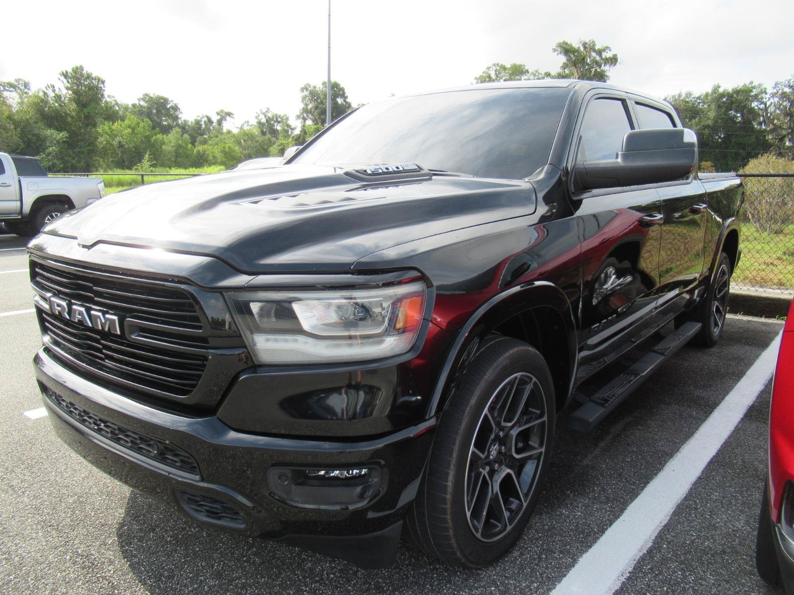 Used 2021 RAM 1500 Laramie AWD/4WD image 2