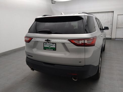 Used 2019 Chevrolet Traverse LT FWD image 7