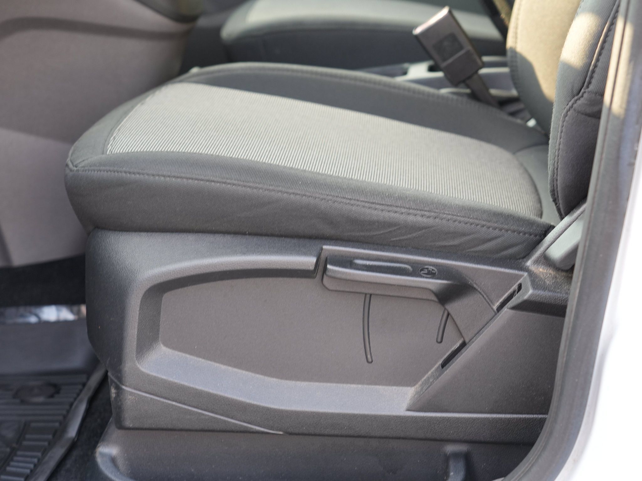 Used 2019 Ford Transit Connect XL FWD image 16