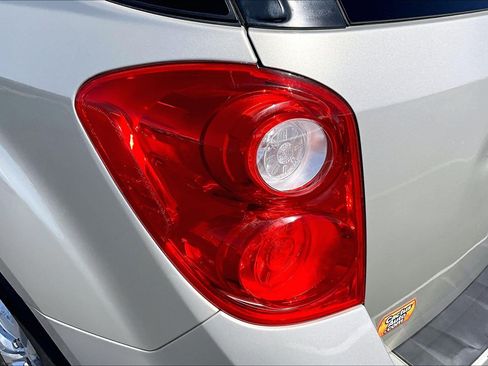 Used 2015 Chevrolet Equinox LT FWD image 26