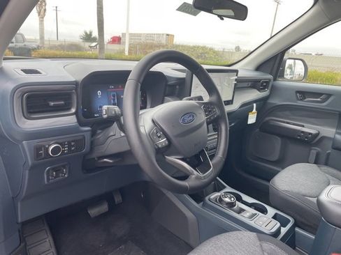 New 2025 Ford Maverick XLT w/ XLT Luxury Package image 9