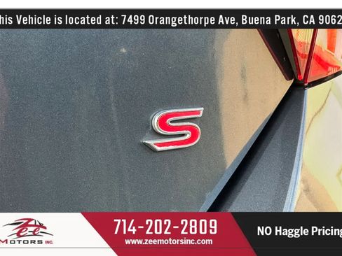 Used 2015 Toyota Corolla S FWD image 56