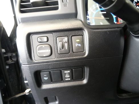 Used 2018 Toyota 4Runner Limited AWD/4WD image 14