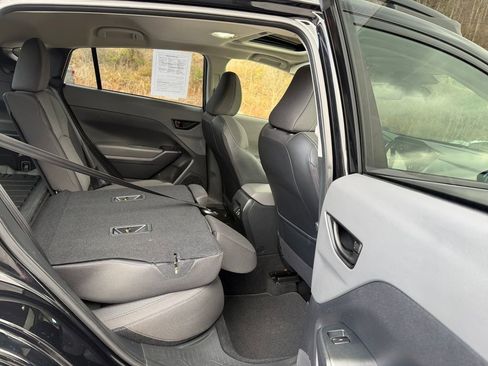 Certified 2024 Subaru Crosstrek 2.0i Premium image 31