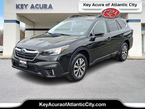 Used 2021 Subaru Outback Premium image 1