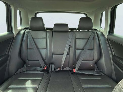 Used 2017 Volkswagen Tiguan Wolfsburg Edition AWD/4WD image 17