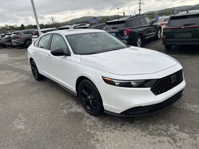 Used 2025 Honda Accord SE