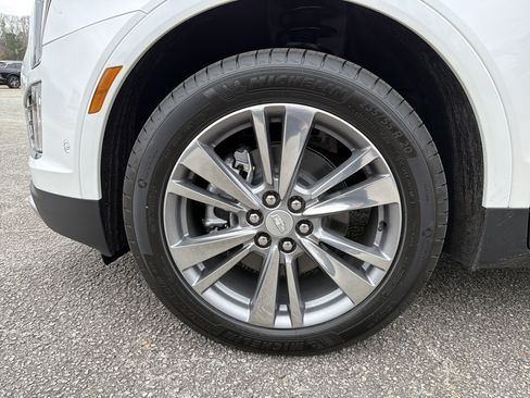 New 2026 Cadillac XT5 Premium Luxury image 14