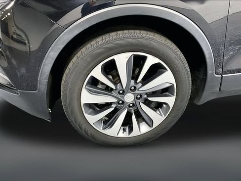 Used 2021 Buick Encore Preferred FWD image 28