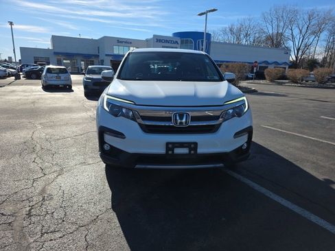 Used 2020 Honda Pilot EX image 2