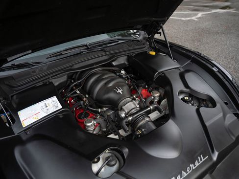 Used 2009 Maserati GranTurismo S RWD image 61