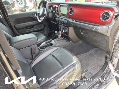 Used 2022 Jeep Wrangler Rubicon w/ Steel Bumper Group AWD/4WD image 12