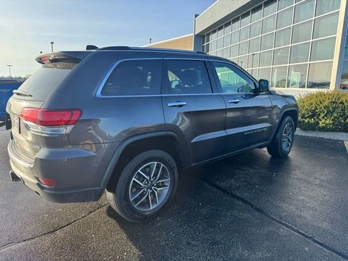 Used 2021 Jeep Grand Cherokee Limited w/ Trailer Tow Group IV image 3