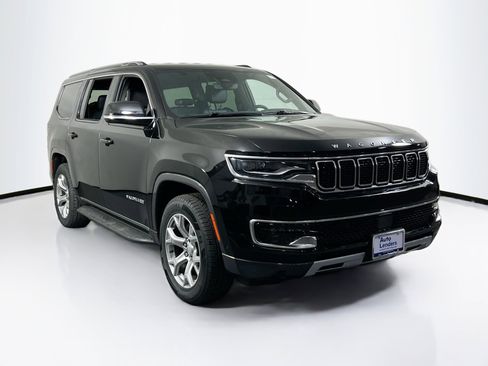 Used 2022 Jeep Wagoneer Series II image 3