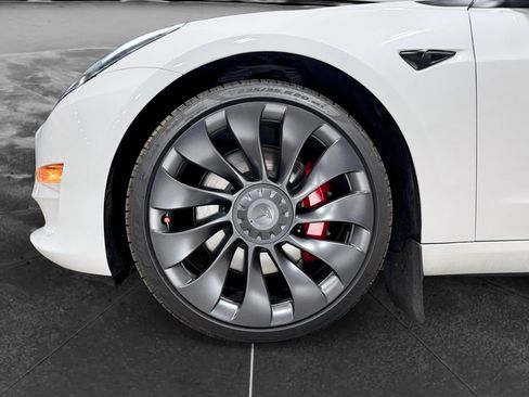 Used 2023 Tesla Model 3 Performance AWD/4WD image 29