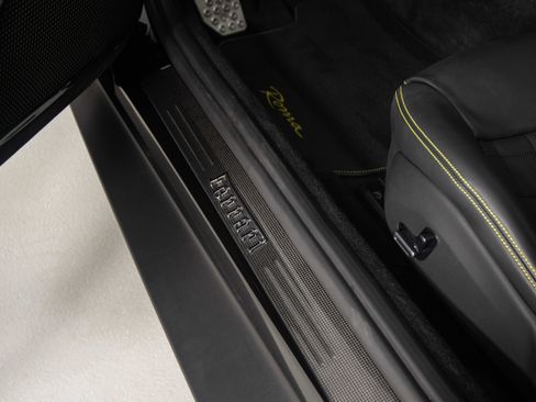 Certified 2024 Ferrari Roma image 11