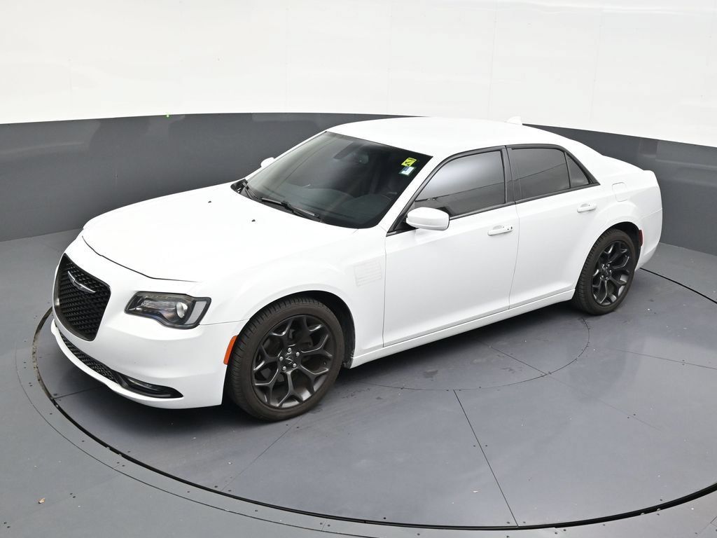 Used 2020 Chrysler 300 S RWD image 12