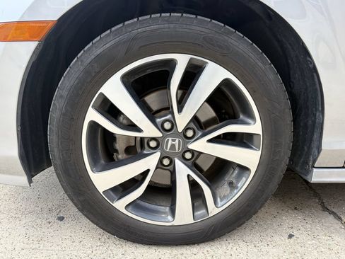 Used 2022 Honda Odyssey Touring image 7